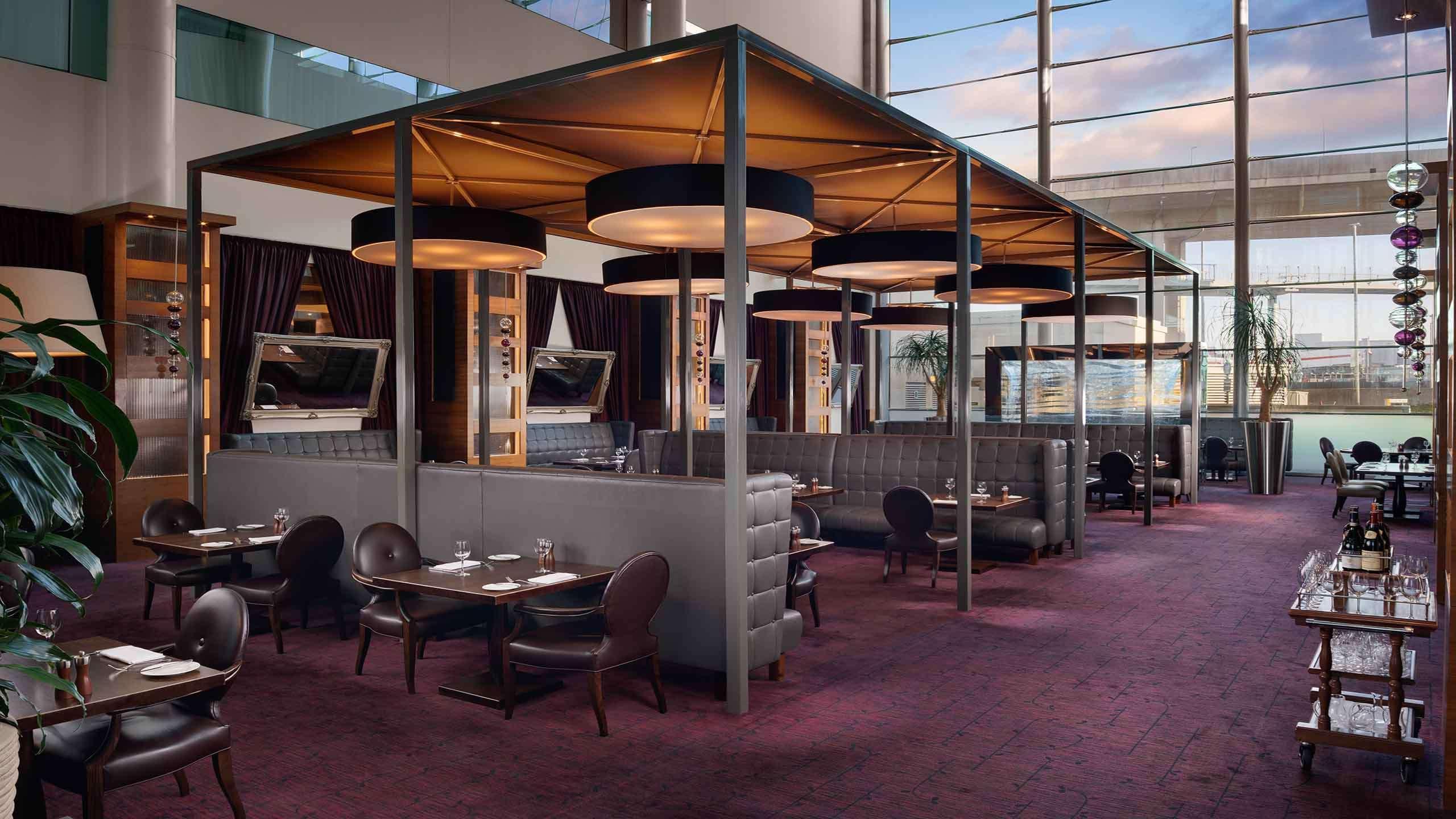 Sofitel London Heathrow Hotel 5*